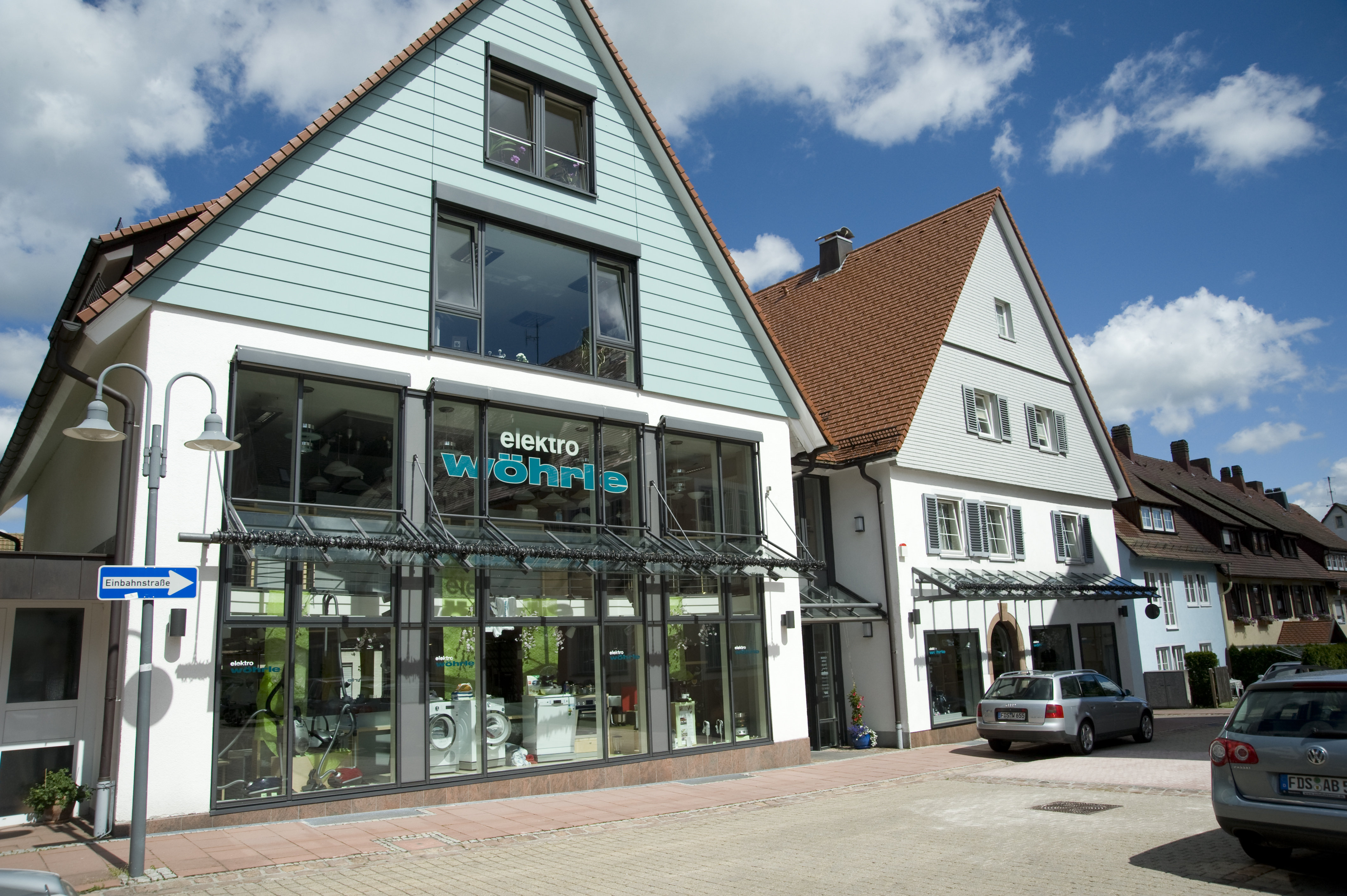 Unser Gebäude mit Ausstellung, Werkstatt, Büro